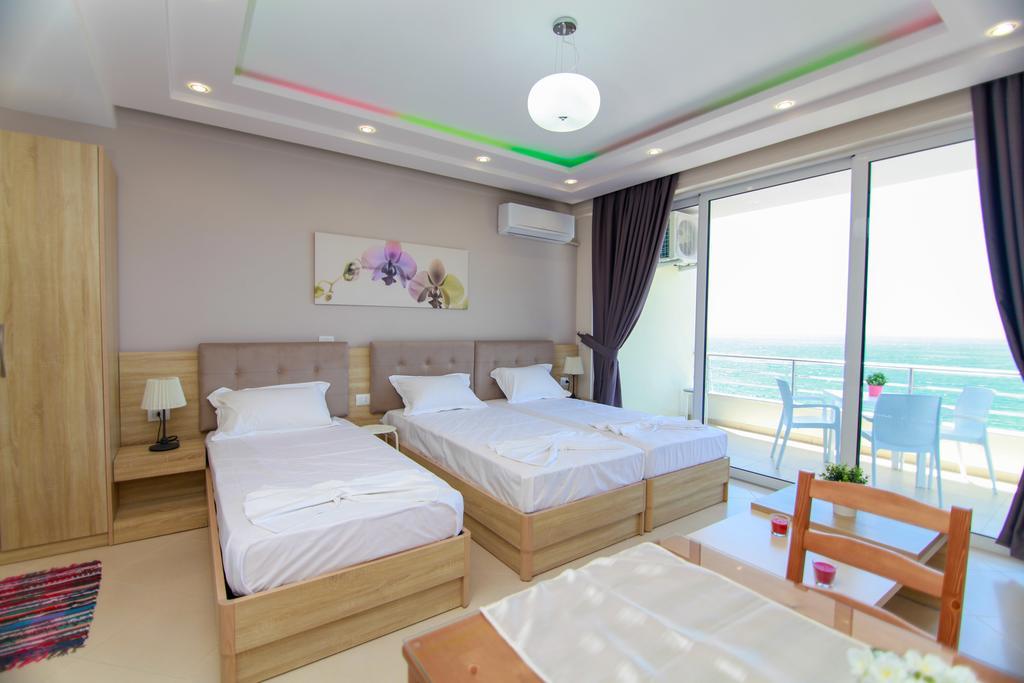 Blue Sea Apartments Sarandë Exteriér fotografie
