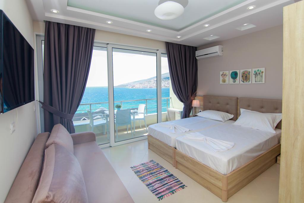Blue Sea Apartments Sarandë Exteriér fotografie